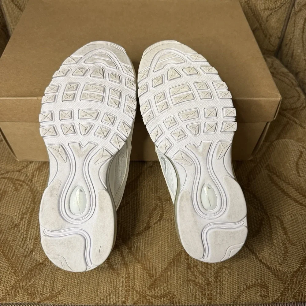 Nike Air Max 97 GS White Metallic Silver Kids Sneaker 921522-104 Size 4Y / 5.5W